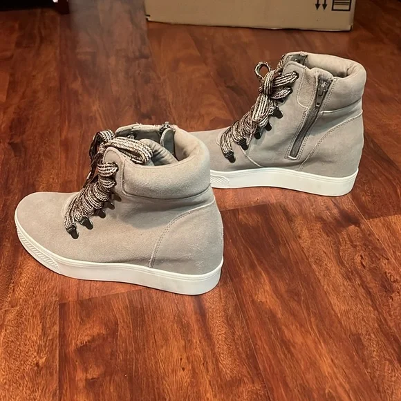 Women's Gray High-Top Sneakers - Picture 2 of 4